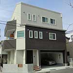 街中でかしこく暮らす家